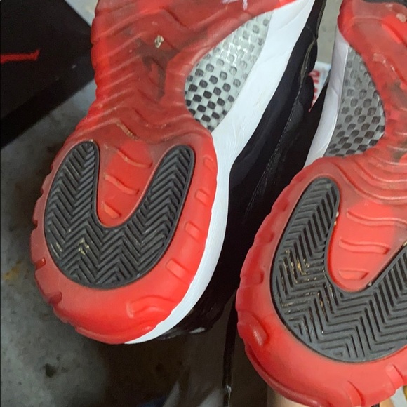 20012 jordan bred 11s - Picture 6 of 6